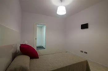 Luxe Hotel